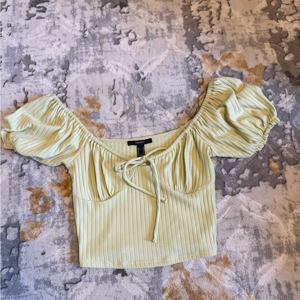 Forever 21 Light Green Puff Sleeve Crop Top